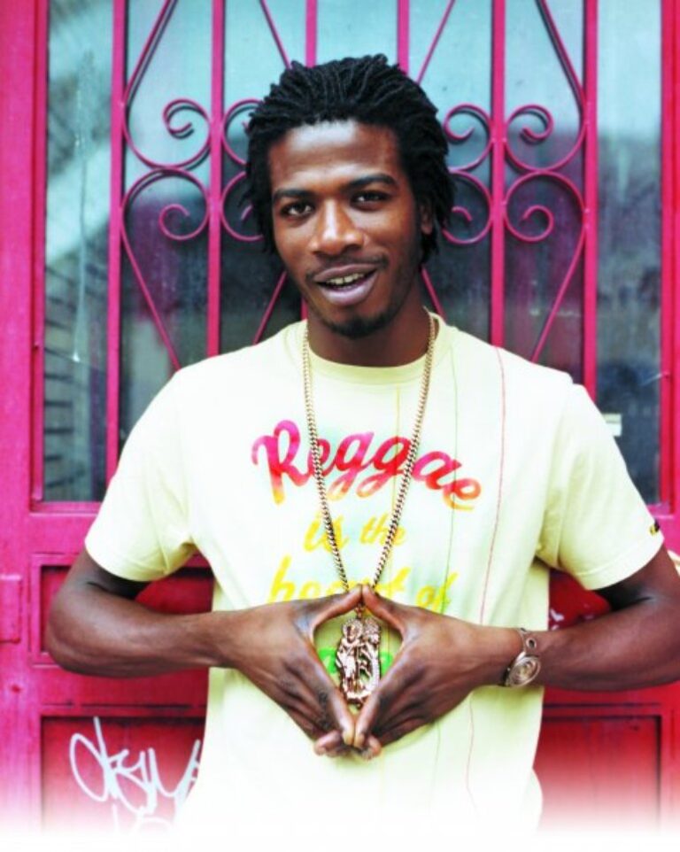 9324af7661554f628035191e7a4b552c