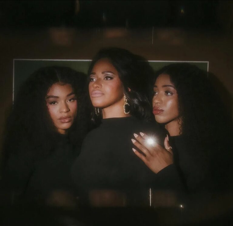 TheWomackSisters