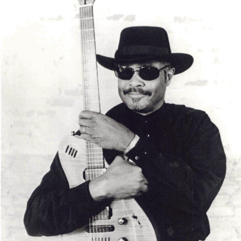 Theodis Ealey
