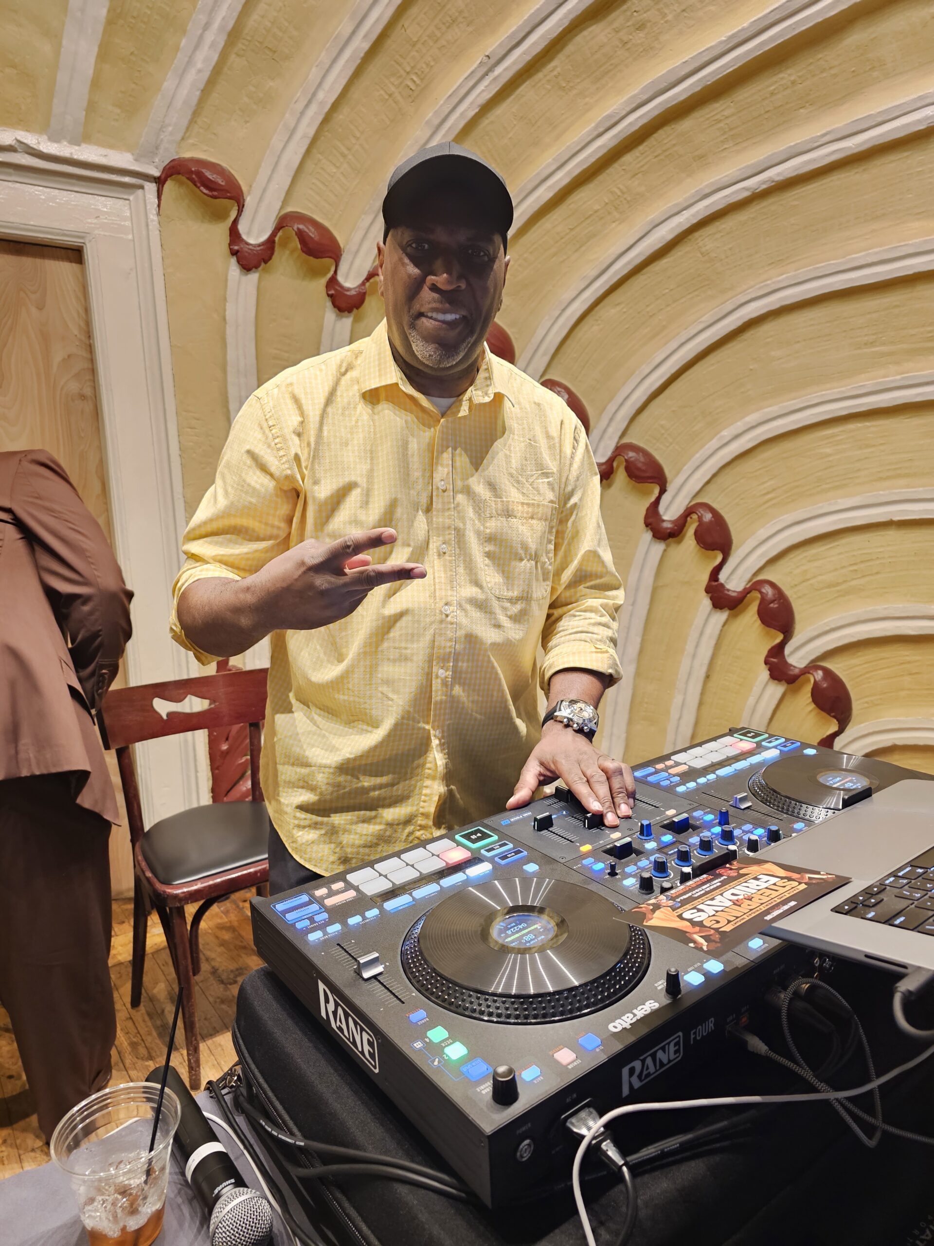 You are currently viewing DJ Tony Lane