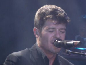 Read more about the article Robin Thicke To April Love Geary 2x