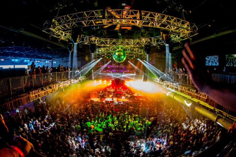2_13_15_String_cheese_Incident_bblv_kabik-902-8c5b2a43f3