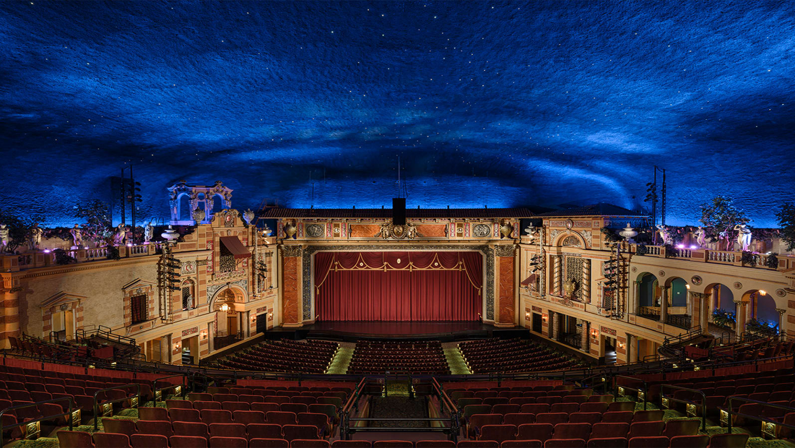 Read more about the article Saenger Theatre